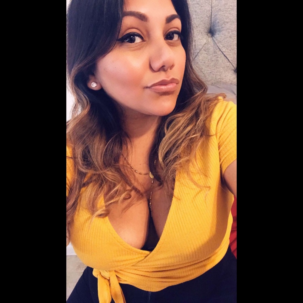 Meet your Posher, Angelica